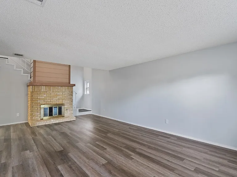 11809 Eubank Dr — Photo 5