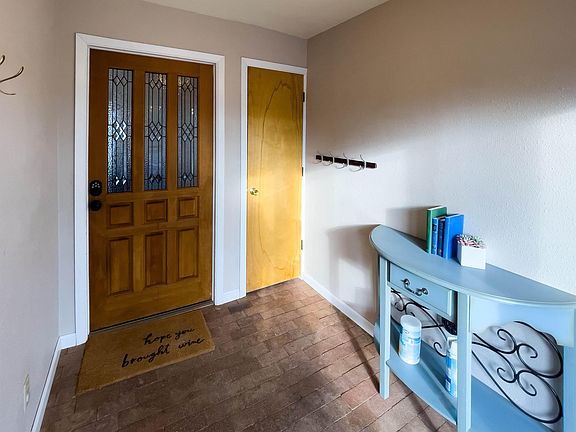 4th image of 344 Joya Loop