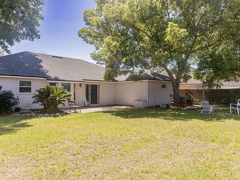 2034 Belhaven Dr — Photo 15