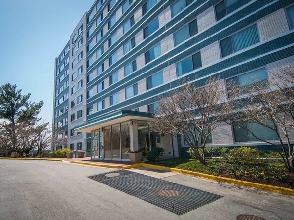 8600 Apartments