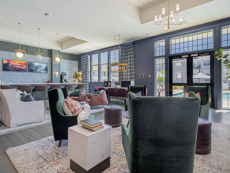 Elan Park Apartments — Photo 16