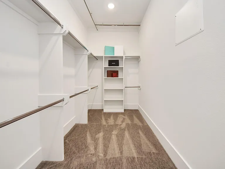 7504 Carver Rd #D — Photo 33