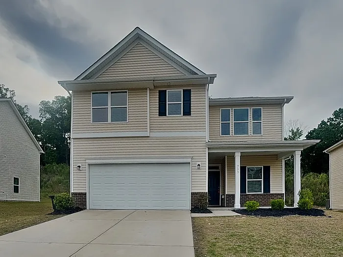 733 Point Andrews Dr SW — Photo 1