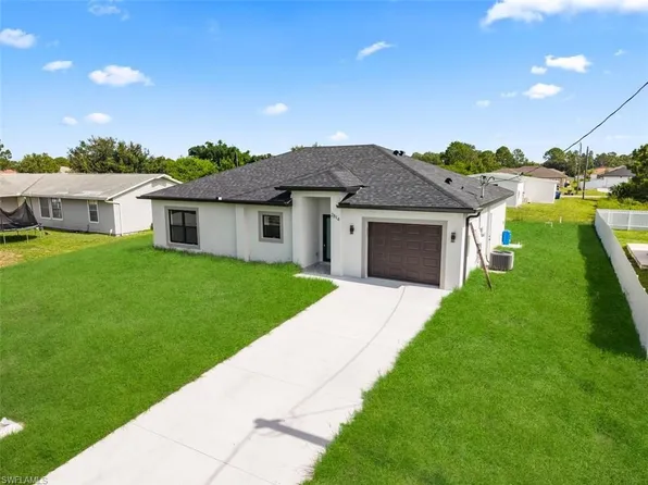 2814 12th ST SW, LEHIGH ACRES, FL 33976