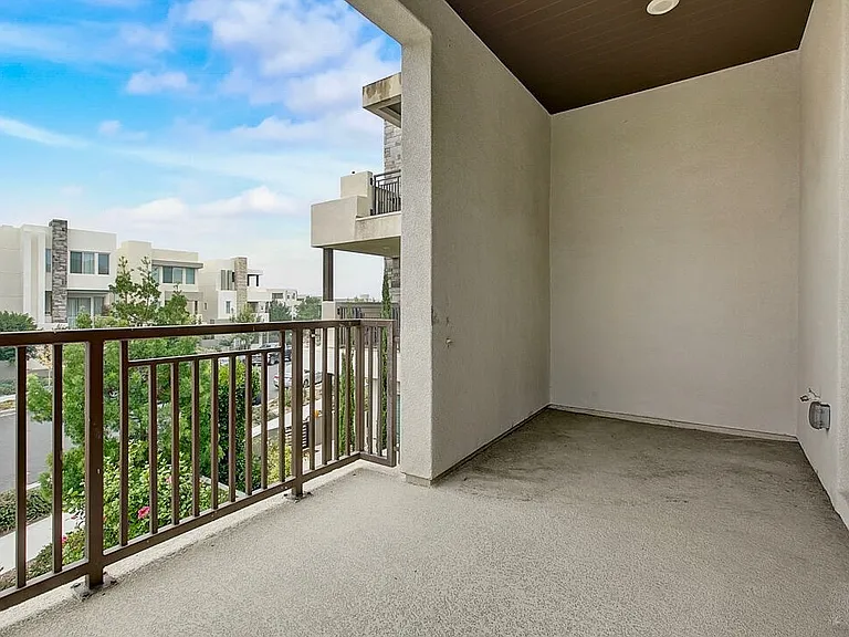 191 Stellar — Photo 26
