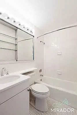 Rented by Mirador Real Estate | media 4