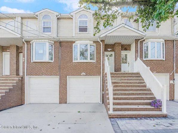 98 N Railroad Ave, Staten Island, NY 10304