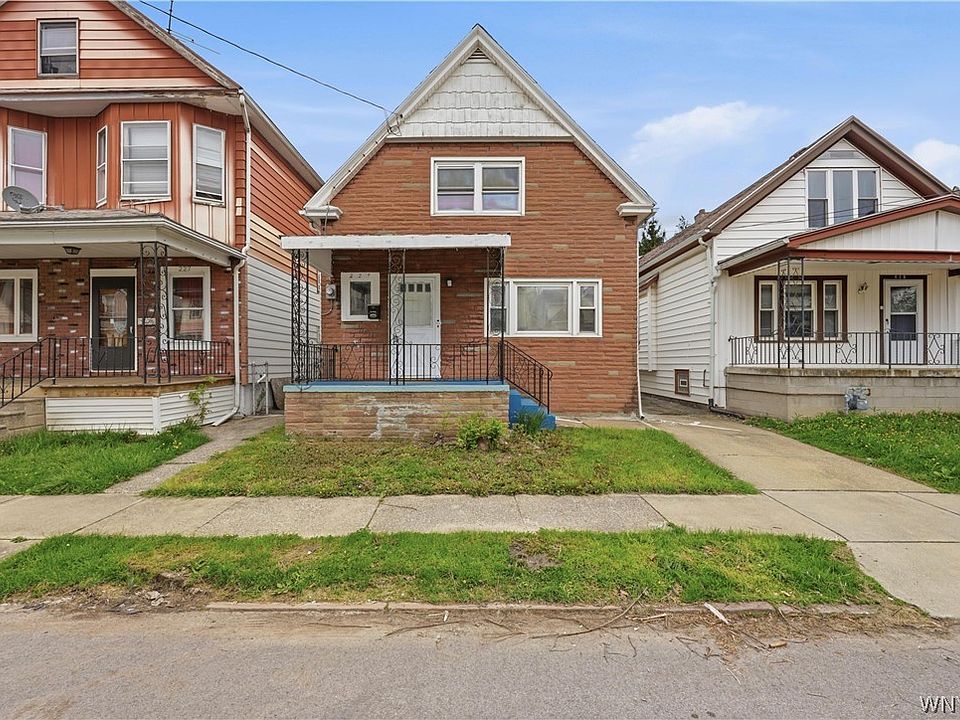 1st image of 225 Longnecker St