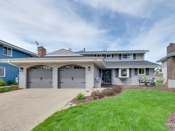 162 Braintree Dr, Bloomingdale, IL 60108