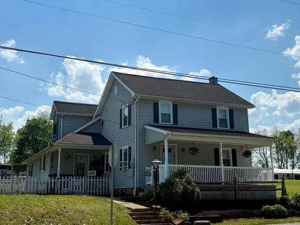 102 Shumaker Rd, Bainbridge, PA 17502