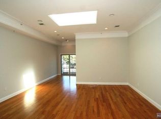 12-56 River Rd APT 3B, Fair Lawn, NJ 07410