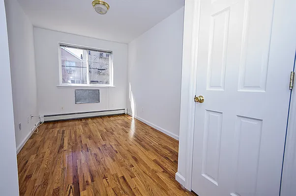 Rented by Oxford Property Group | media 19