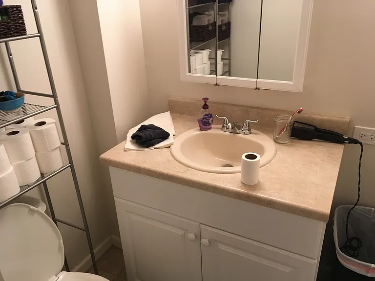 10217 Rodgers Rd — Photo 23
