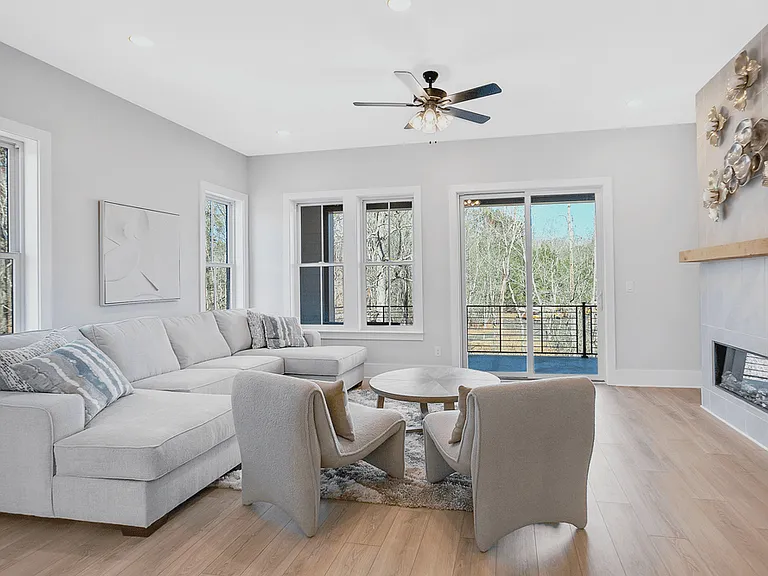 3685 Belle Fields Xing — Photo 4