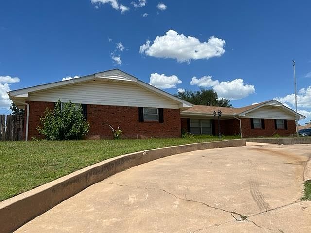 1st image of 4801 NW Meadowbrook Dr