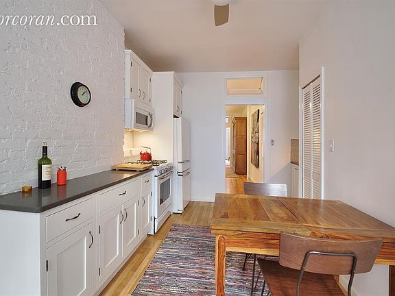 3rd image of 625 E 6th St APT 1B