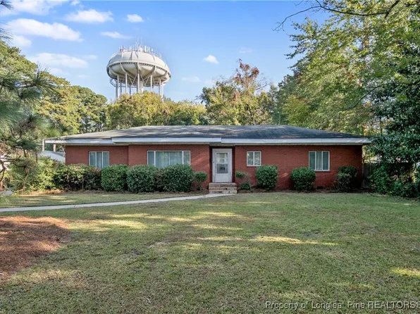 1914 Morganton Rd, Fayetteville, NC 28305