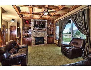 3rd image of 3355 La Paz Dr