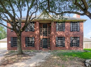 2652 Seashore Dr, Seabrook, TX 77586