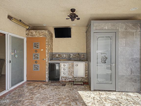 3rd image of 1905 Victoria Farms Rd #151