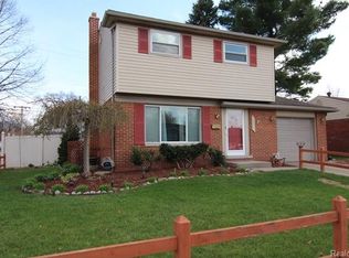 35039 Sansburn St, Westland, MI 48186