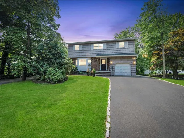 222 Sylvan Road, North Babylon, NY 11703