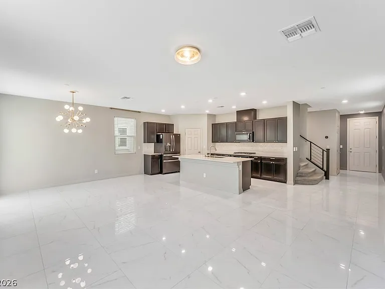 8448 Vulturo Ave — Photo 6