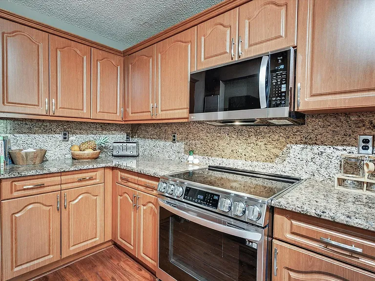 301 SW 158th Ter #204 — Photo 17
