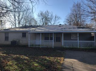 2209 Sycamore Pl, Springdale, AR 72762