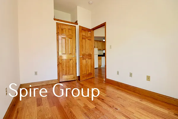Rented by Spire Group | media 10