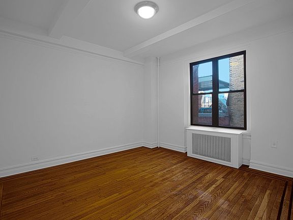 5th image of 208 W 23rd St APT 1509