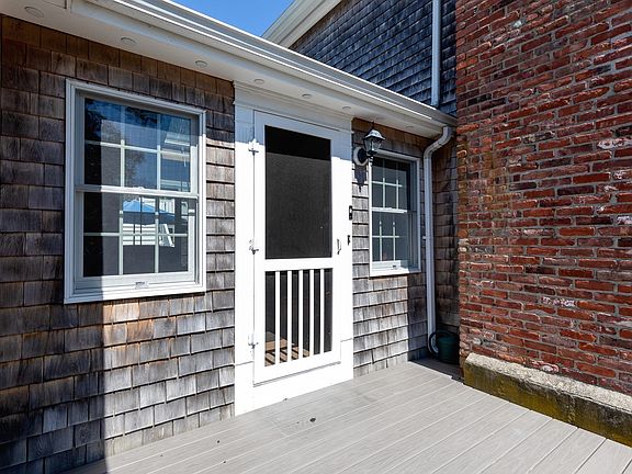 3rd image of 31 Cooke Rd