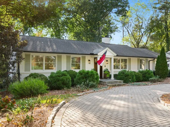 212 E Drewry Ln, Raleigh, NC 27609