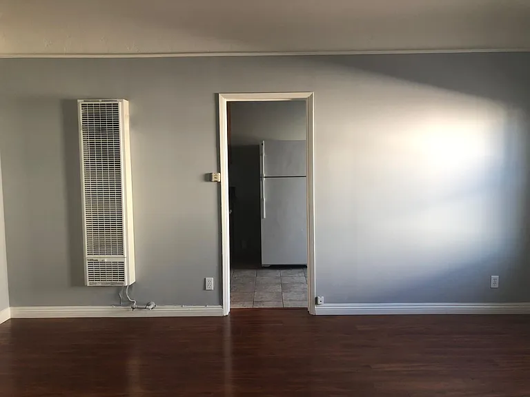 114 W Eulalia St #4 — Photo 7