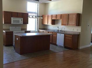 215 Kent St, Portland, MI 48875