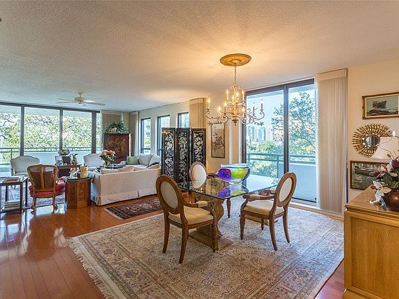 5th image of 401 S Palm Ave Unit 401