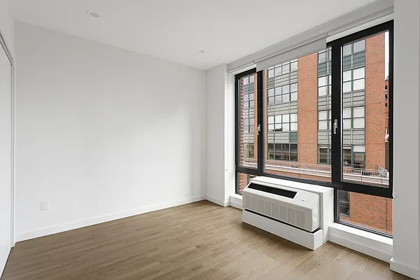 Rented by REAL New York | media 3