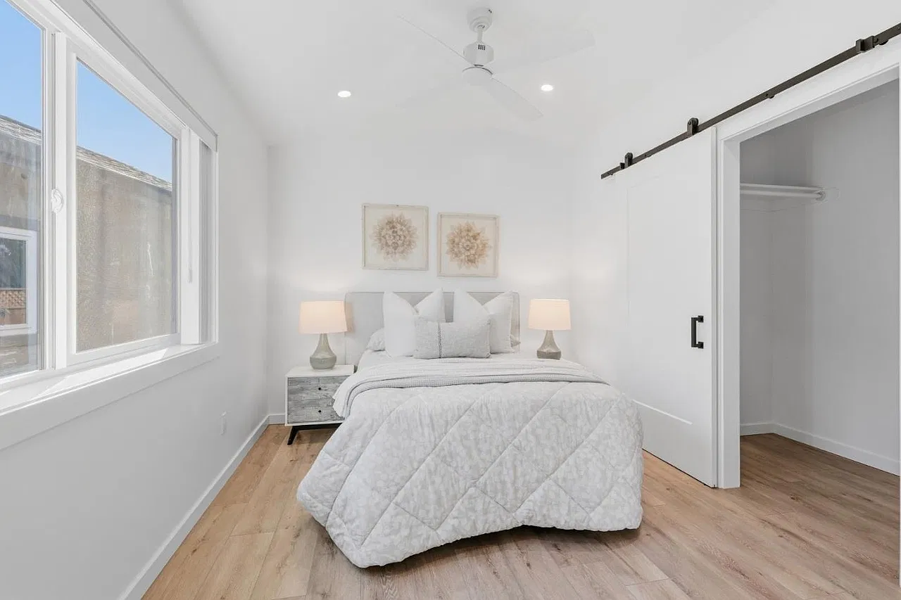 1 bed, $3,000 — Photo 4