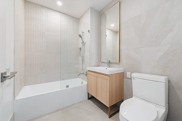 Rented by Nooklyn NYC LLC | media 58