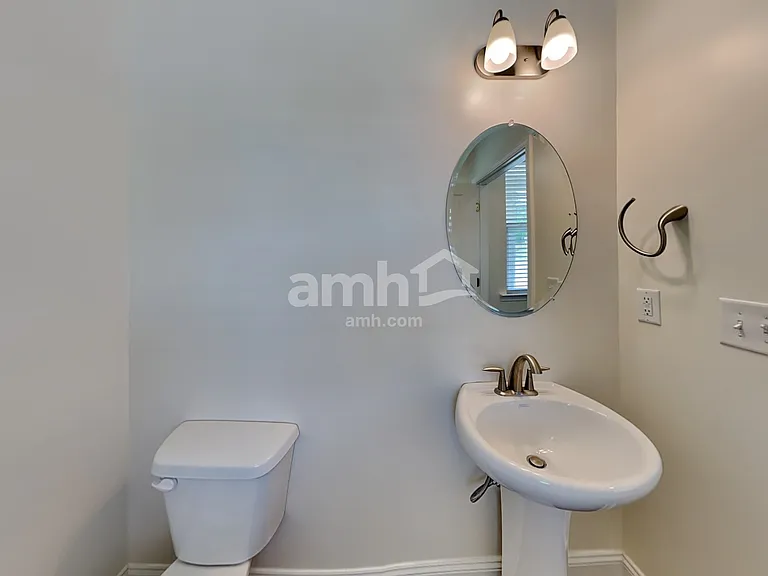353 Macroom Ct — Photo 8