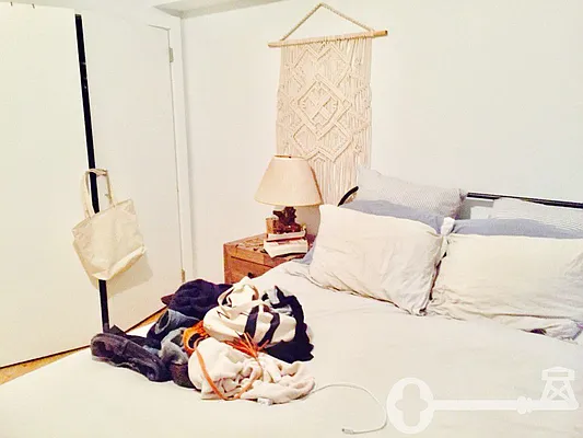 Rented by Brooklyn Key | media 26