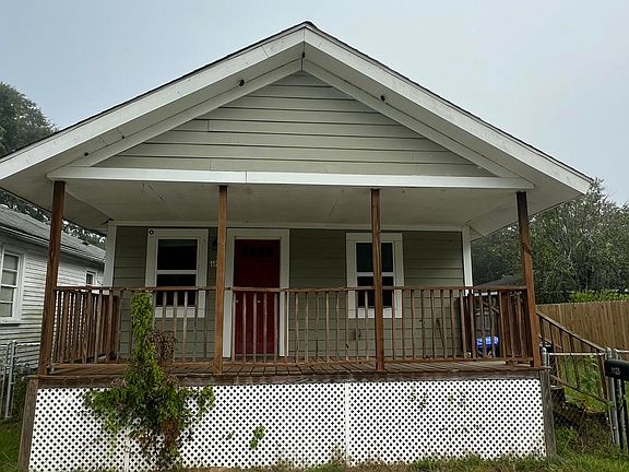 2nd image of 1125 Armstrong Ave