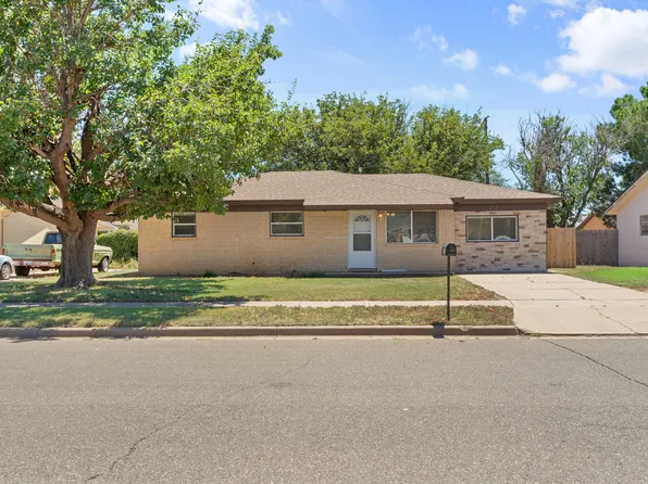 1213 Comer Dr, Clovis, NM 88101