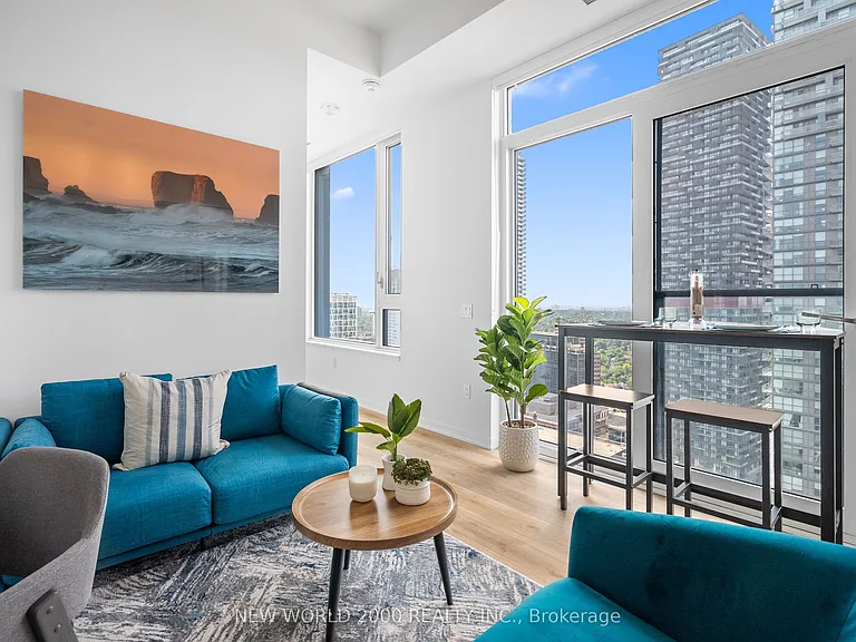 101 Roehampton Ave #2211 — Photo 9