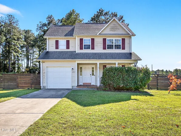203 Reef Lane, Richlands, NC 28574