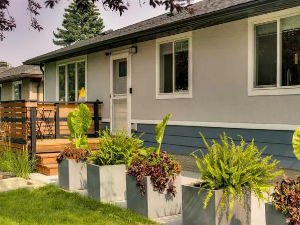 2444 W 45th St SE, Calgary, AB T2B 1K4