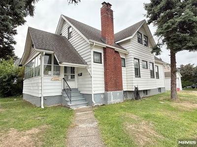 33 Delawanna Ave, Clifton, NJ, 07014