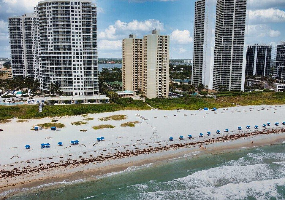 1st image of 2800 N Ocean Dr APT B5d