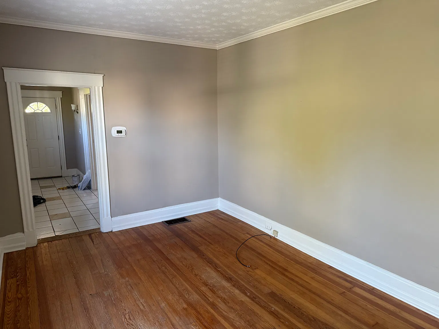 2 bed, 920 sqft, $1,400 — Photo 1