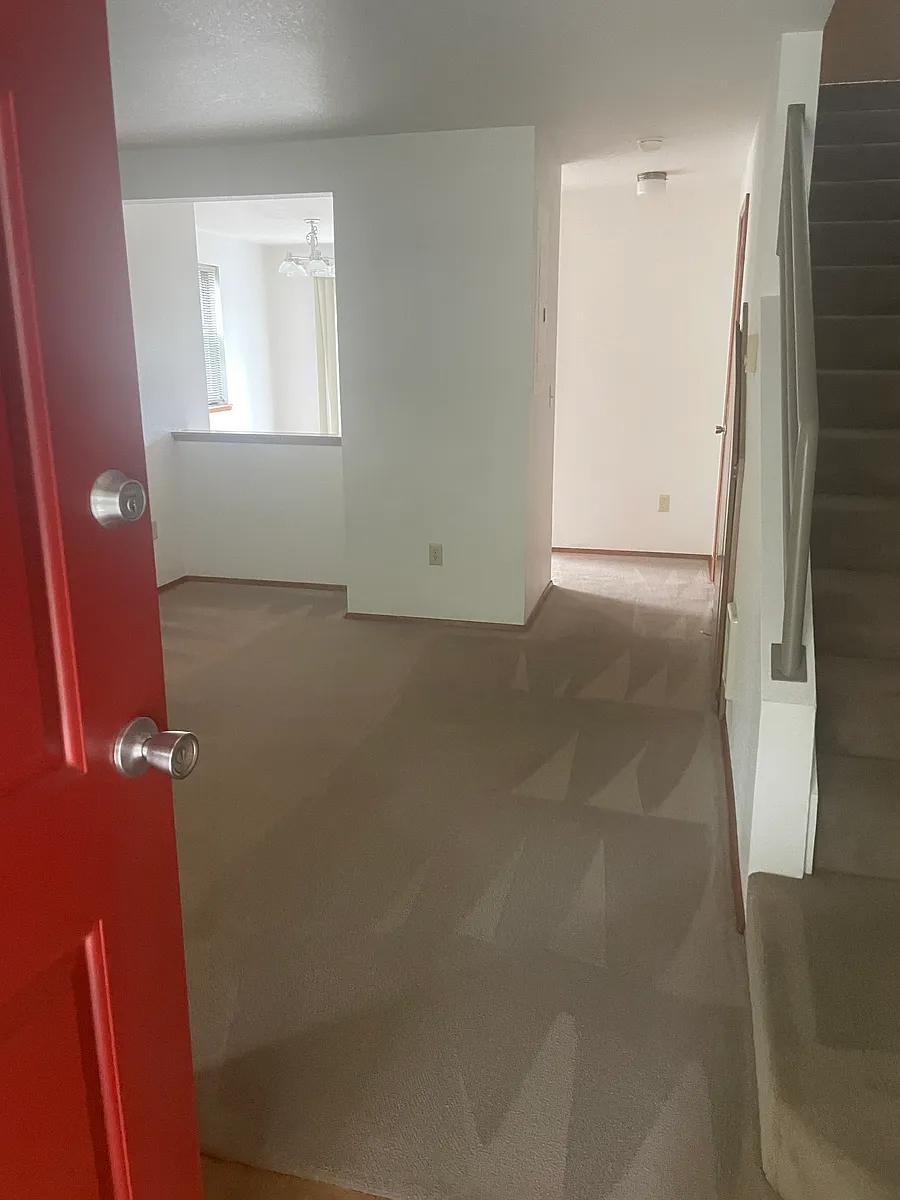 Building Photo - 591 Fairview St #G